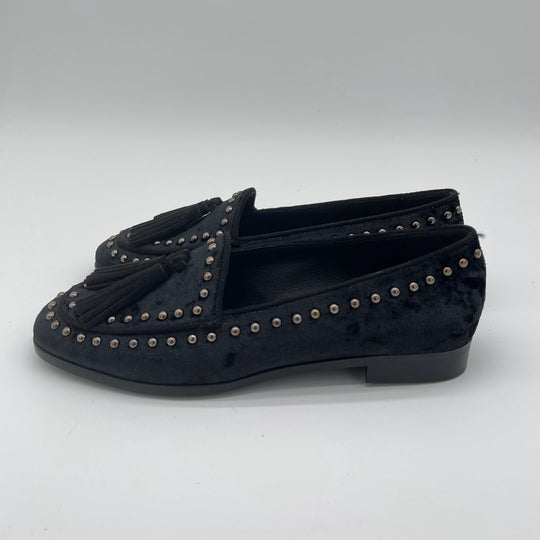 Mocassino flat con nappine e borchie - nero